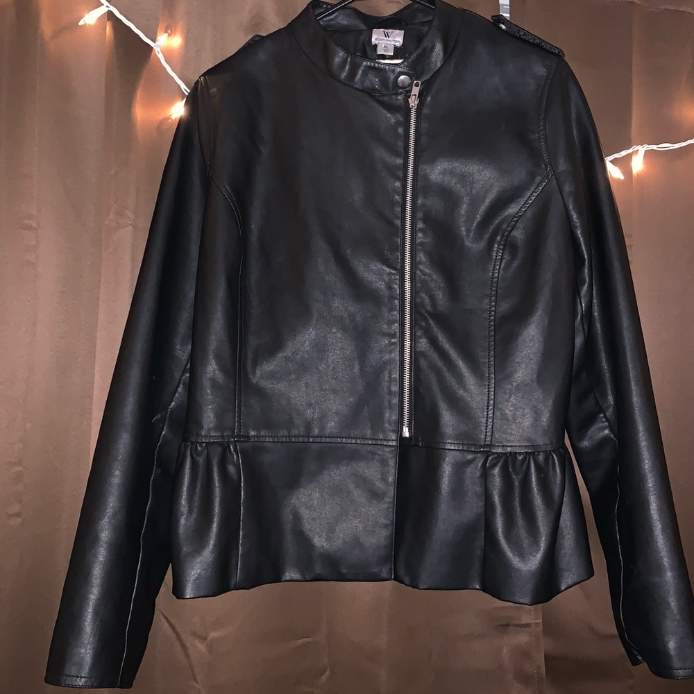 leather jacket - Picture 3 of 4
